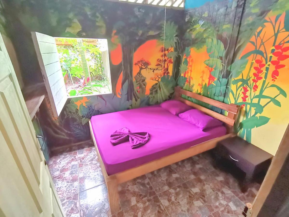 Oasis Pansiyon Puerto Viejo de Talamanca Dış mekan fotoğraf
