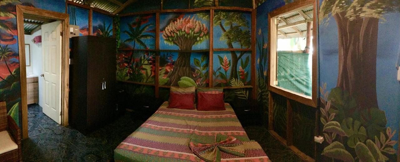 Oasis Pansiyon Puerto Viejo de Talamanca Dış mekan fotoğraf